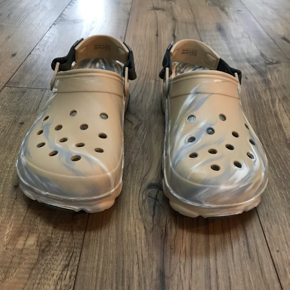 Crocs Men's Classic All-Terrain Marble Clogs Size 13 - Picture 4 of 12